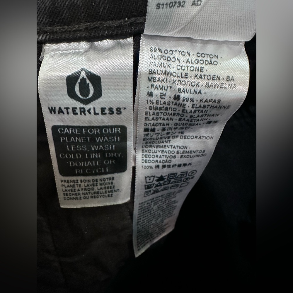 Levi's Black Flare & Wide Leg Jeans - Picture 8 of 8